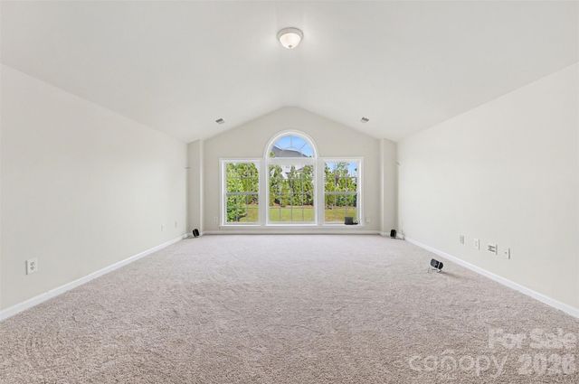 7512 Chasewater Drive, Harrisburg, NC 28075