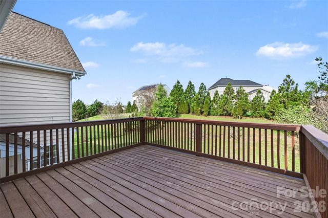 7512 Chasewater Drive, Harrisburg, NC 28075