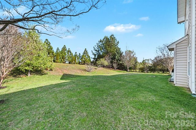 7512 Chasewater Drive, Harrisburg, NC 28075