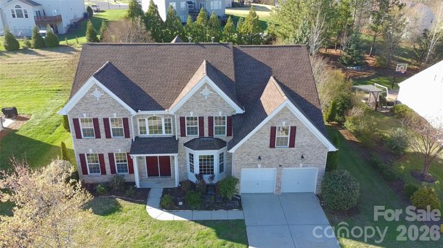 7512 Chasewater Drive, Harrisburg, NC 28075