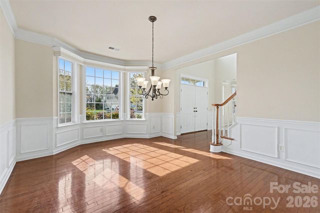 7512 Chasewater Drive, Harrisburg, NC 28075