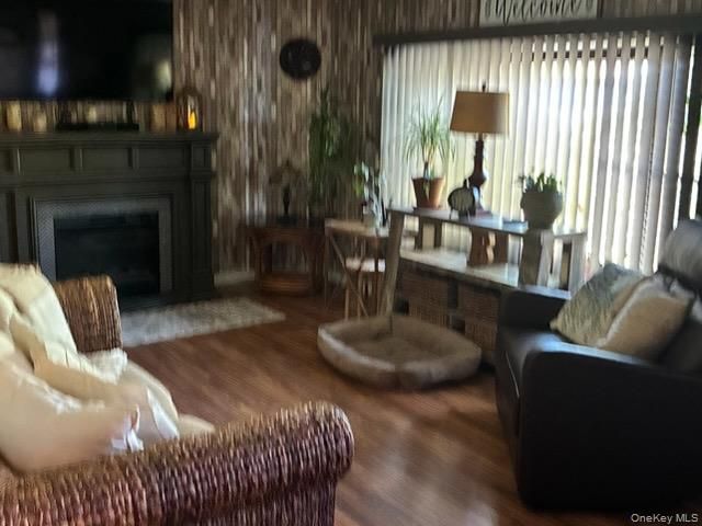 1661 Old Country Road 383, Riverhead, NY 11901
