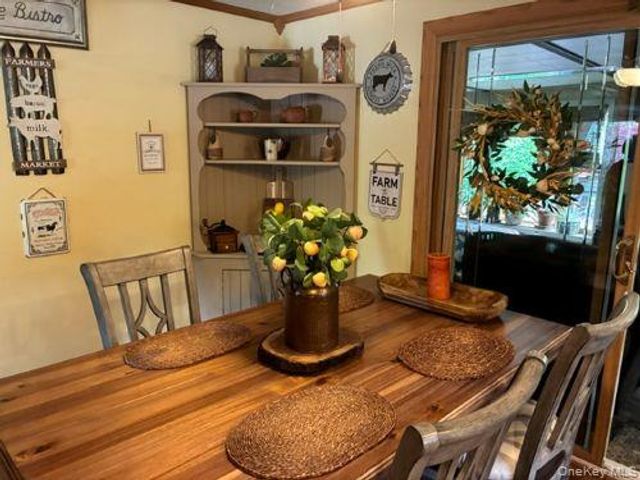 1661 Old Country Road 383, Riverhead, NY 11901
