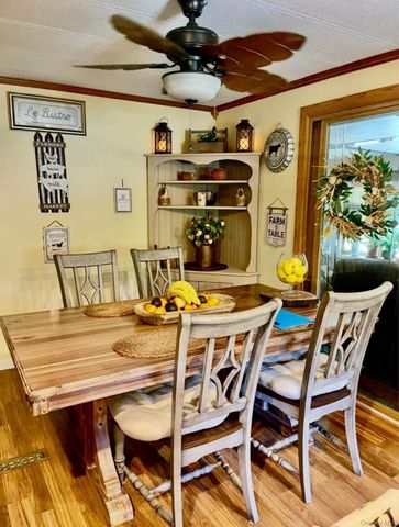 1661 Old Country Road 383, Riverhead, NY 11901