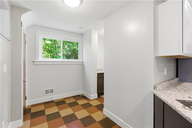 427 Kingsboro St, Allentown, PA 15211