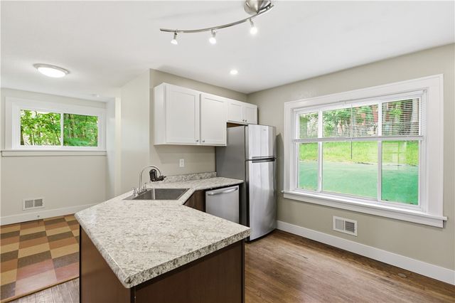 427 Kingsboro St, Allentown, PA 15211