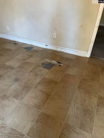 536 DOGWOOD Road, West Columbia, SC 29172