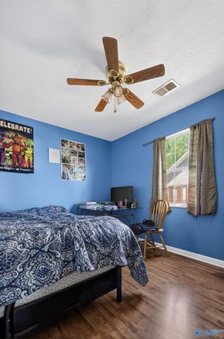 326 Autumnwood Drive, Rainbow City, AL 35906