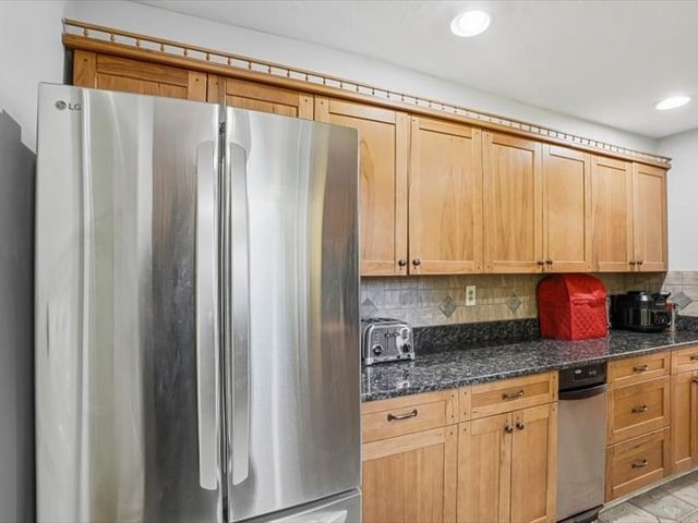 189 Holden St, Holden, MA 01520