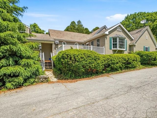 189 Holden St, Holden, MA 01520