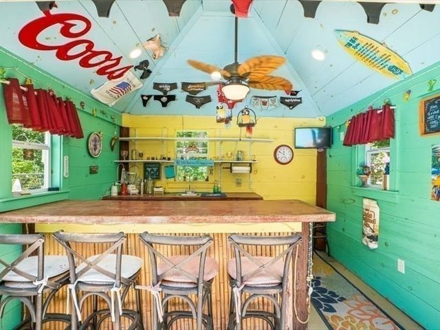 189 Holden St, Holden, MA 01520
