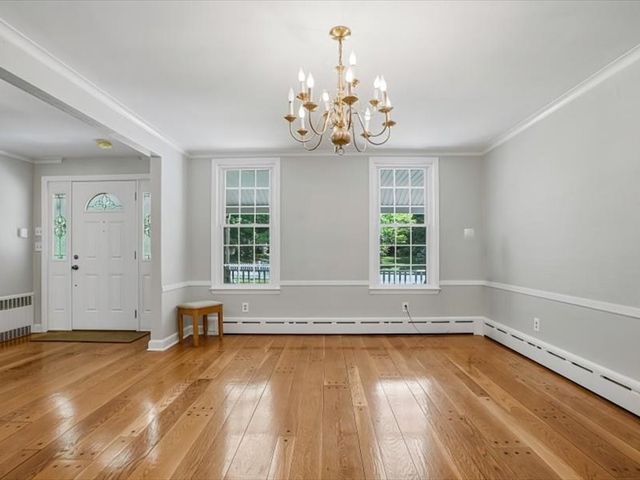 189 Holden St, Holden, MA 01520