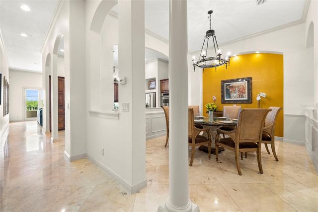 1076 PASEO DEL RIO NE, St Petersburg, FL 33702