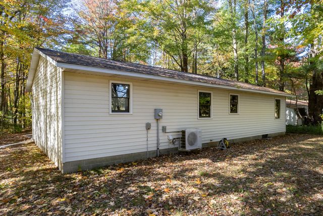 17751 Blue Star Highway, South Haven, MI 49090
