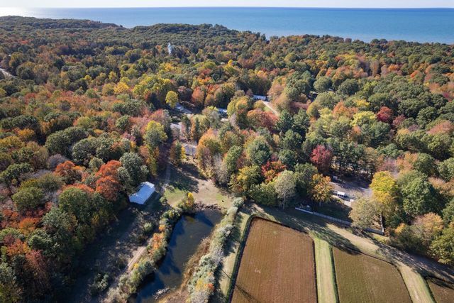 17751 Blue Star Highway, South Haven, MI 49090