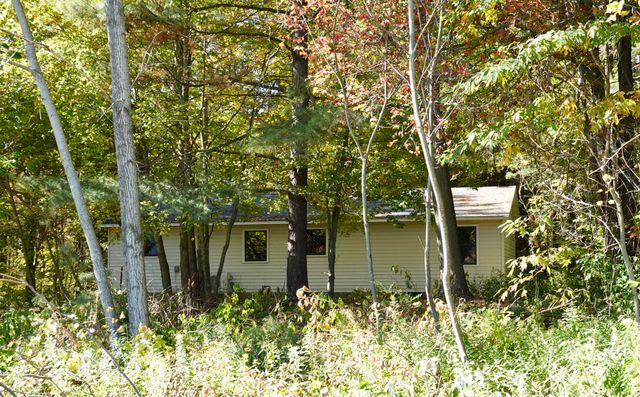 17751 Blue Star Highway, South Haven, MI 49090