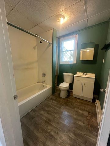 5003 Victoria ST NW, Roanoke, VA 24017