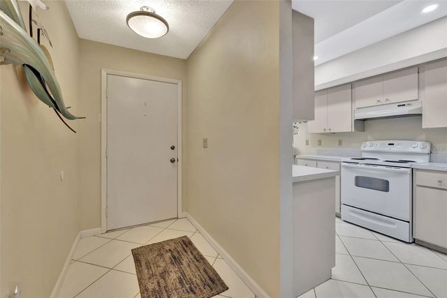 5248 MARSH FIELD ROAD 2, Sarasota, FL 34235