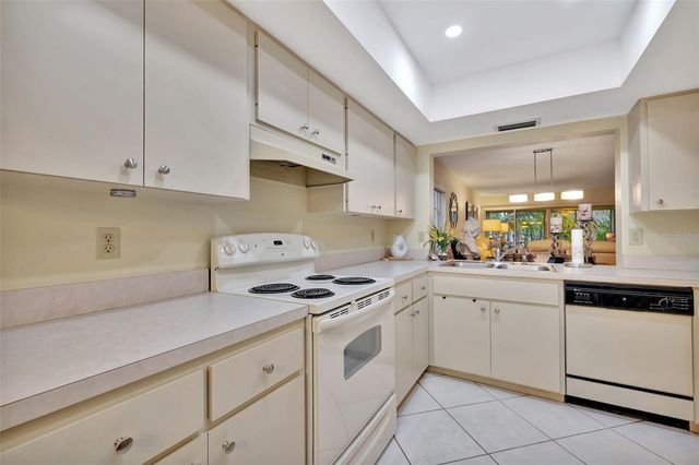 5248 MARSH FIELD ROAD 2, Sarasota, FL 34235