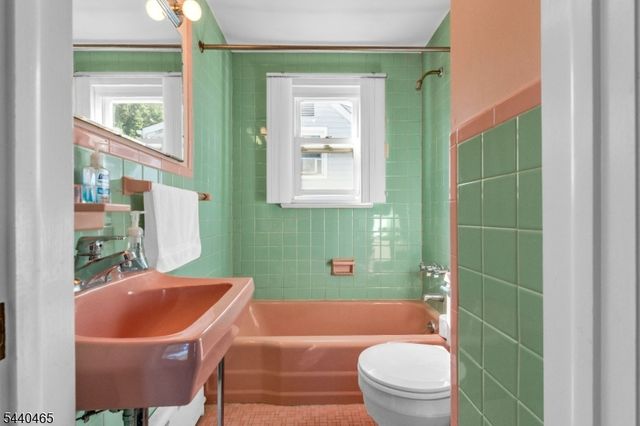 1 Austin St, Belleville Twp., NJ 07109