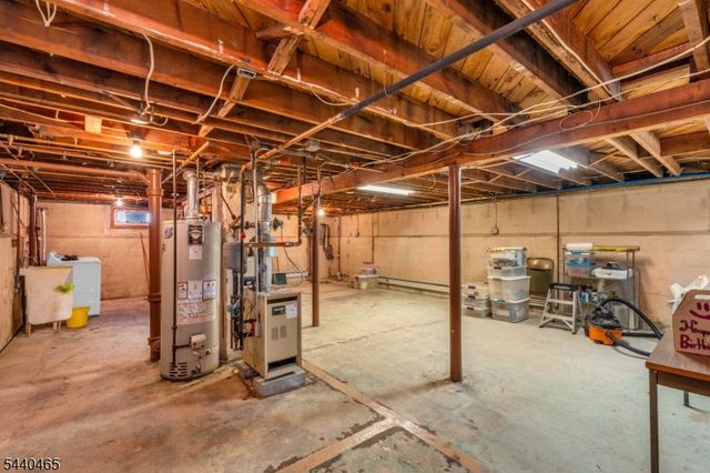1 Austin St, Belleville Twp., NJ 07109