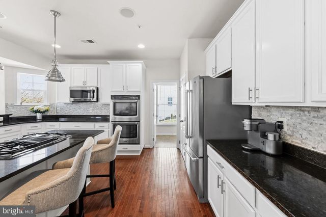 11904 PARALLEL RD, Bowie, MD 20720