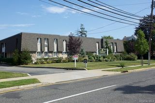 25 N Clinton Avenue 1A, Bay Shore, NY 11706