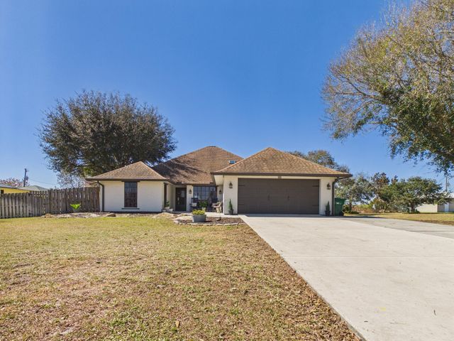 755 SW 85th Avenue, Okeechobee, FL 34974