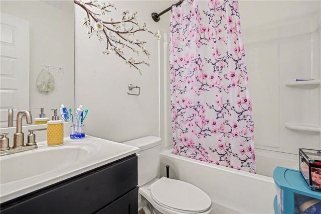 836 Graeme Drive, Mcdonough, GA 30252