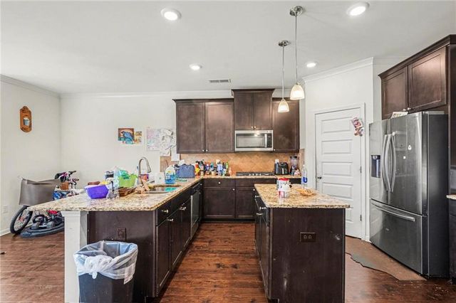 836 Graeme Drive, Mcdonough, GA 30252