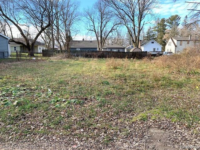 3512 Barcey Court, Burton, MI 48529