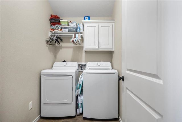 307 Mission Crest Circle, Lindale, TX 75771