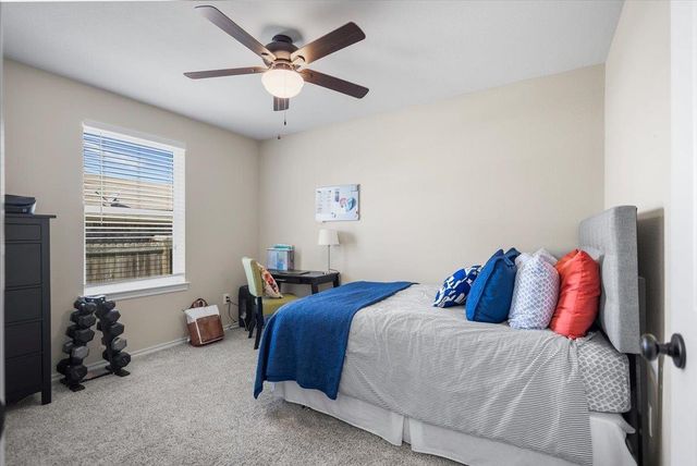 307 Mission Crest Circle, Lindale, TX 75771