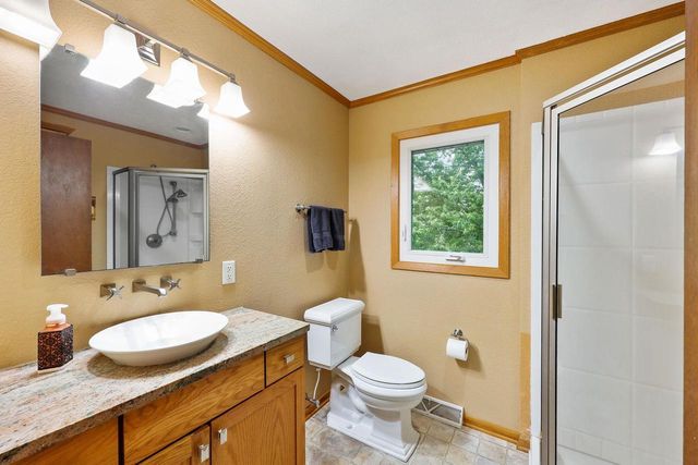 W365N7134 McMahon Road, Oconomowoc, WI 53066