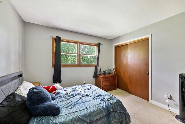 W365N7134 McMahon Road, Oconomowoc, WI 53066