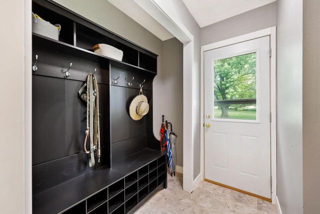 W365N7134 McMahon Road, Oconomowoc, WI 53066