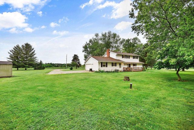 W365N7134 McMahon Road, Oconomowoc, WI 53066