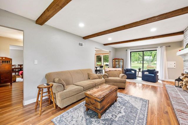 W365N7134 McMahon Road, Oconomowoc, WI 53066
