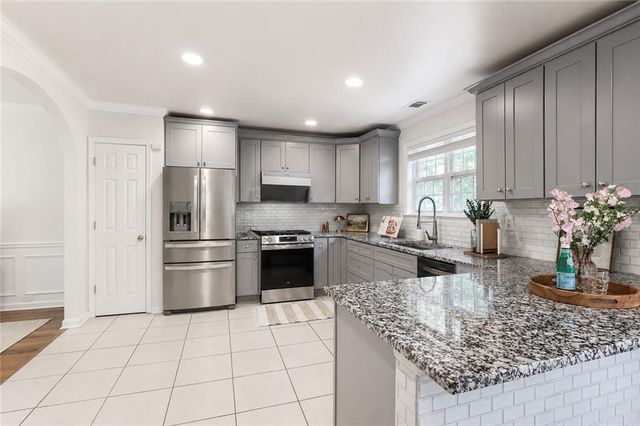 510 White Stag Court, Suwanee, GA 30024