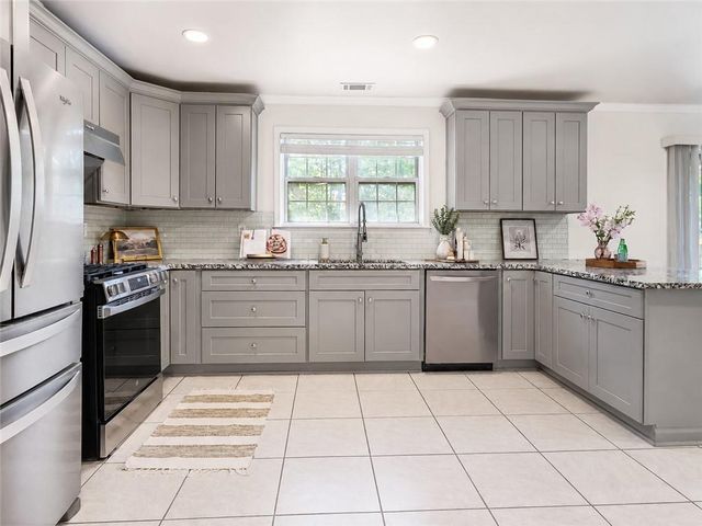510 White Stag Court, Suwanee, GA 30024