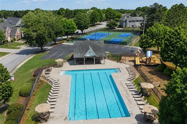 510 White Stag Court, Suwanee, GA 30024
