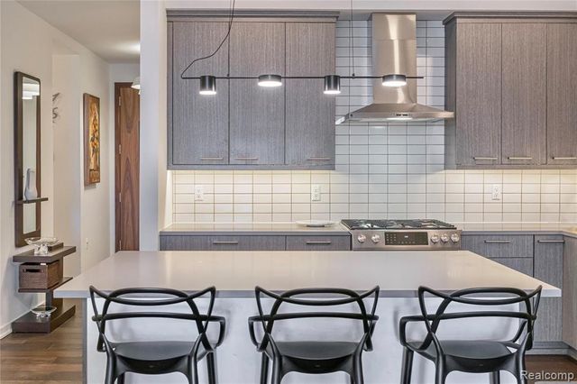 750 Forest Ave 502, Birmingham, MI 48009