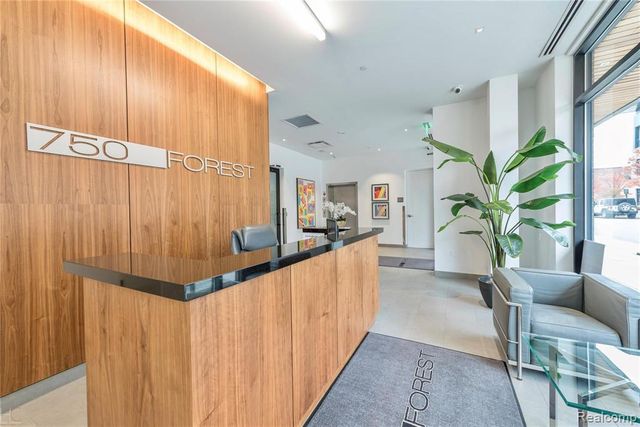 750 Forest Ave 502, Birmingham, MI 48009