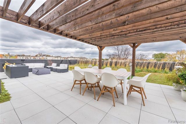 750 Forest Ave 502, Birmingham, MI 48009