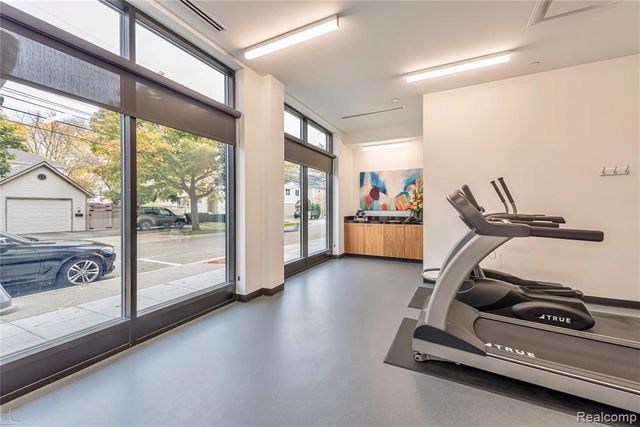 750 Forest Ave 502, Birmingham, MI 48009