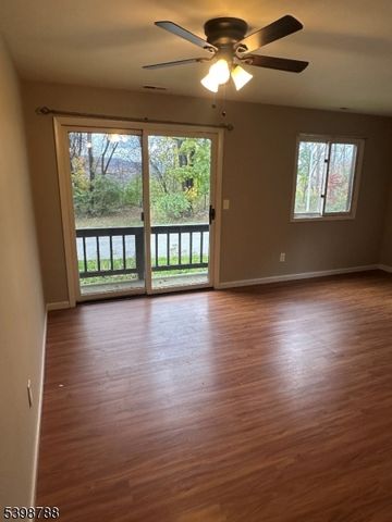 1 Snowbird Ct 9, Vernon Twp., NJ 07462