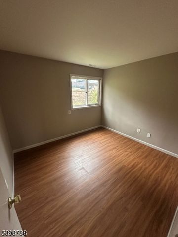 1 Snowbird Ct 9, Vernon Twp., NJ 07462