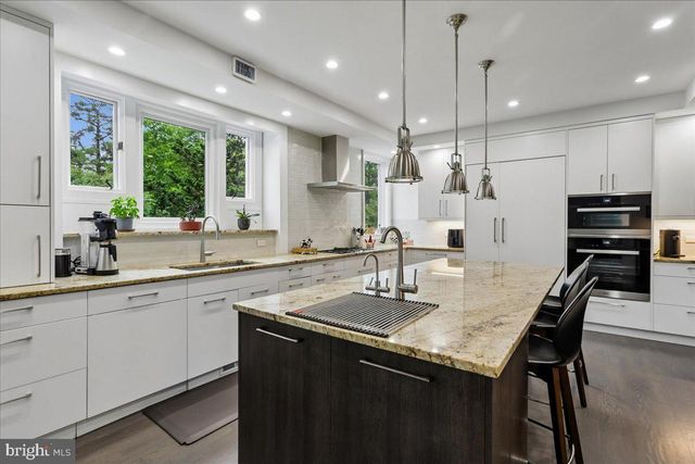 3701 SHEPHERD ST, Chevy Chase, MD 20815