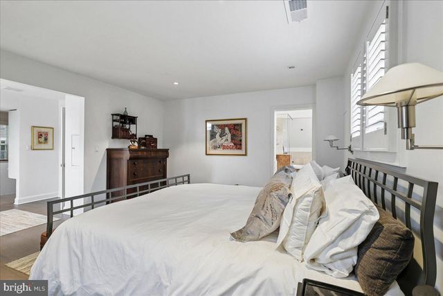 3701 SHEPHERD ST, Chevy Chase, MD 20815