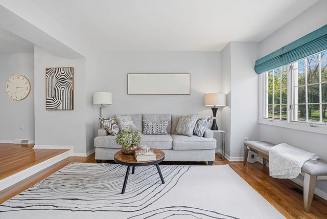 15 Doyle Ln 15, Hopkinton, MA 01748